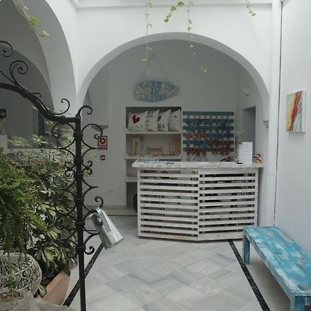 Wake Up In Tarifa Hostel & Restaurant Lounge Eksteriør bilde