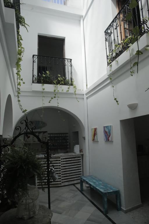Wake Up In Tarifa Hostel & Restaurant Lounge Eksteriør bilde