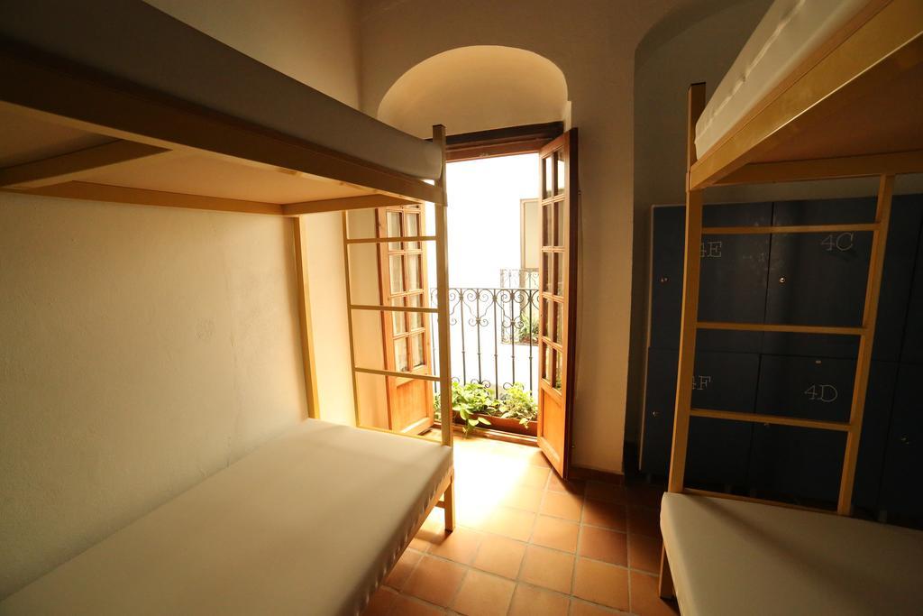 Wake Up In Tarifa Hostel & Restaurant Lounge Rom bilde