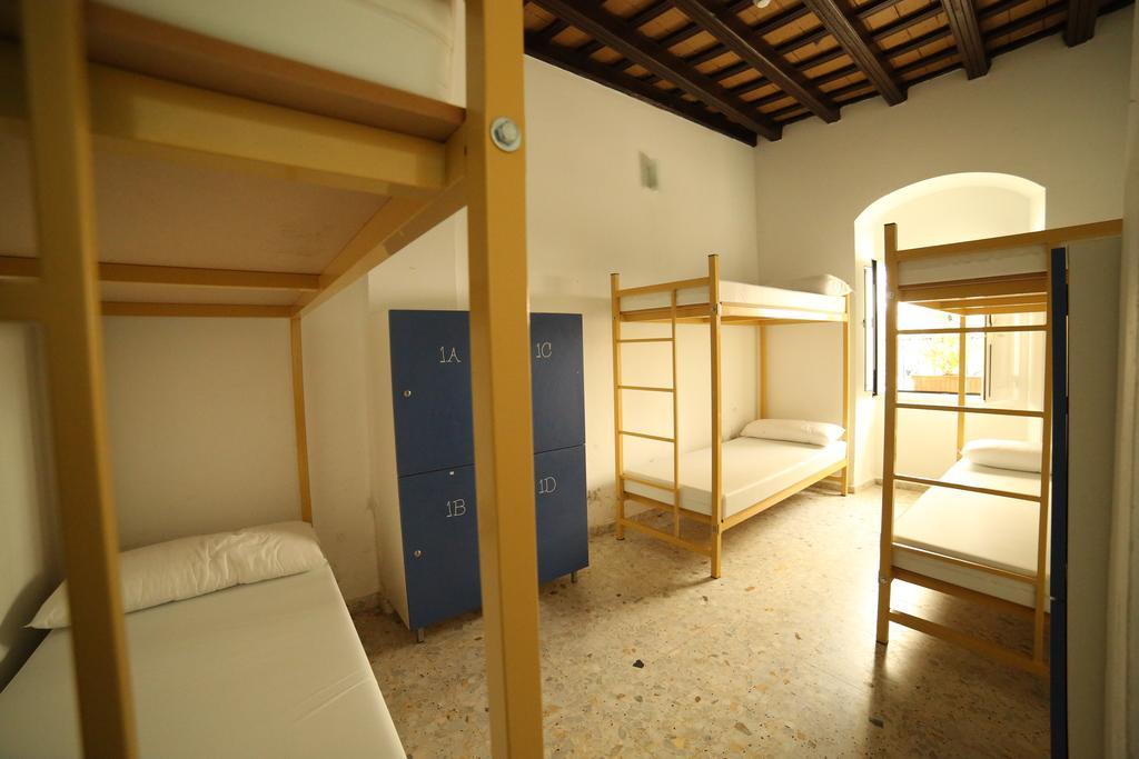 Wake Up In Tarifa Hostel & Restaurant Lounge Rom bilde