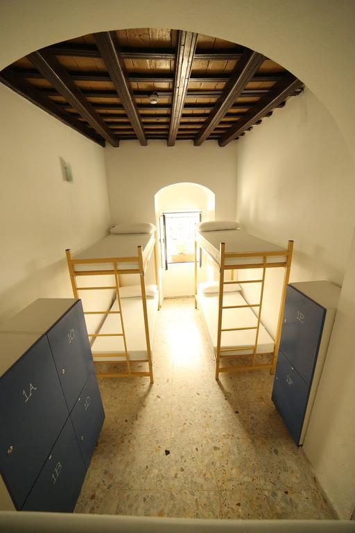 Wake Up In Tarifa Hostel & Restaurant Lounge Rom bilde